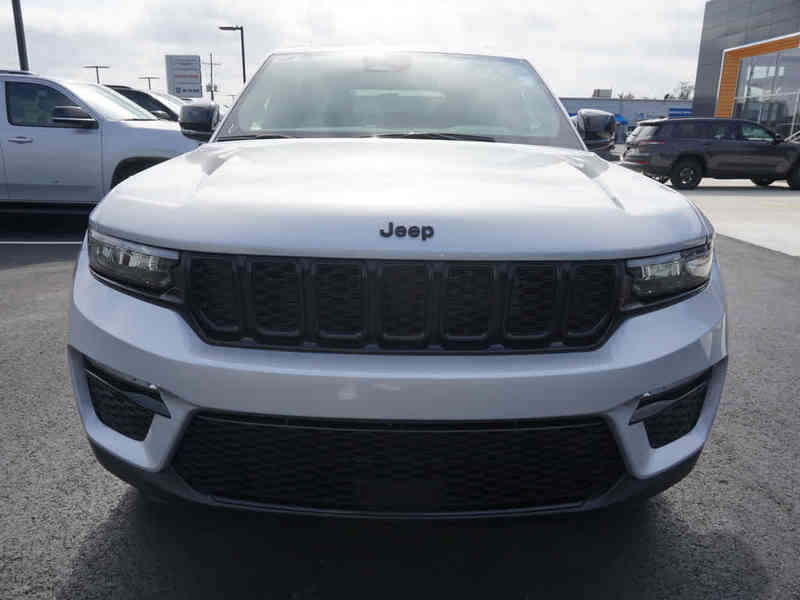 2025NewJeepNewGrand CherokeeNew4x2