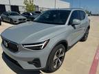 2025 Volvo XC40 B5 Plus Bright Theme