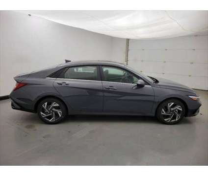 2024 Hyundai Elantra SEL is a Grey 2024 Hyundai Elantra Sedan in Palatine IL