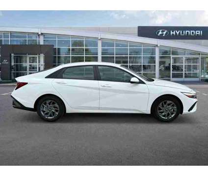 2024 Hyundai Elantra SEL is a White 2024 Hyundai Elantra Sedan in Monroe NC