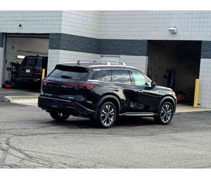 2025 Infiniti QX60 LUXE AWD is a Black 2025 Infiniti QX60 Luxe SUV in Indianapolis IN