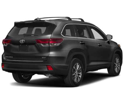 2019 Toyota Highlander XLE is a Black 2019 Toyota Highlander XLE SUV in Miami FL