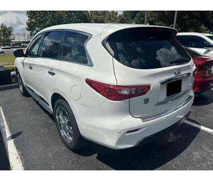 2013 Infiniti JX35 FWD 4dr is a White 2013 Infiniti JX35 SUV in Dallas TX