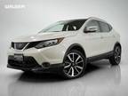 2017 Nissan Rogue White, 41K miles