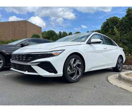 2024 Hyundai Elantra SEL is a White 2024 Hyundai Elantra Car for Sale in Concord NC