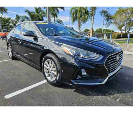 2019 Hyundai Sonata SE is a Black 2019 Hyundai Sonata SE Sedan in Hialeah FL