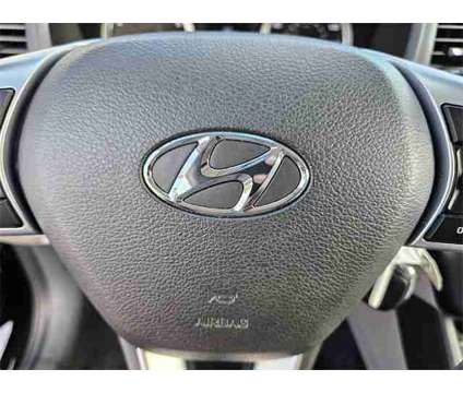 2019 Hyundai Sonata SE is a Black 2019 Hyundai Sonata SE Sedan in Hialeah FL