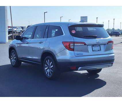 2019 Honda Pilot EX-L is a Silver 2019 Honda Pilot EX Car for Sale in Decatur IL