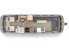 2025 Airstream Globetrotter 30RBT Twin