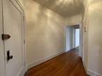 S Paxton Ave Apt,chicago, Flat For Rent