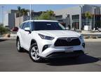 2022 Toyota Highlander LE