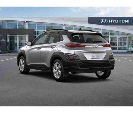 2022 Hyundai Kona SEL is a Silver 2022 Hyundai Kona SEL SUV in Columbus OH