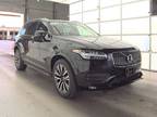 2022 Volvo XC90 T6 Momentum