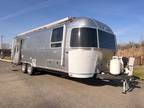 2024 Airstream Globetrotter 27FB Twin