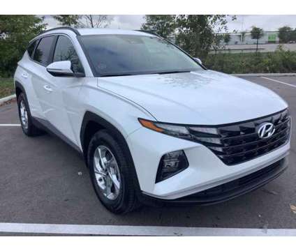 2022 Hyundai Tucson SEL is a White 2022 Hyundai Tucson SUV in Avon IN