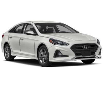 2018 Hyundai Sonata SE is a Black 2018 Hyundai Sonata SE Sedan in Millville NJ