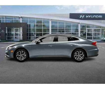 2022 Hyundai Sonata SEL is a Grey 2022 Hyundai Sonata Sedan in Hicksville NY