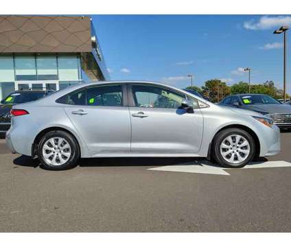 2022 Toyota Corolla LE is a 2022 Toyota Corolla LE Sedan in Philadelphia PA