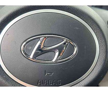 2022 Hyundai Tucson SEL is a Black 2022 Hyundai Tucson SE SUV in Stuart FL