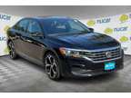 2021 Volkswagen Passat 2.0T R-Line