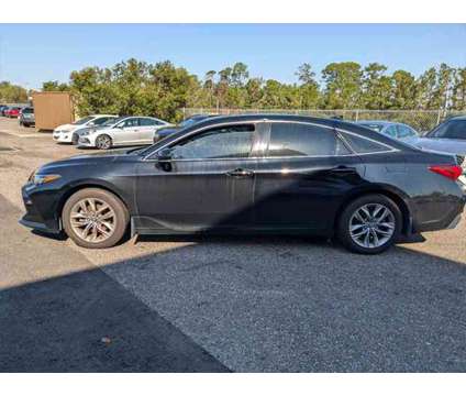 2019 Toyota Avalon XLE is a Black 2019 Toyota Avalon XLE Sedan in Jacksonville FL