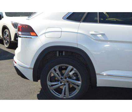 2024 Volkswagen Atlas Cross Sport 2.0T SEL R-Line is a White 2024 Volkswagen Atlas SUV in Highland Park IL