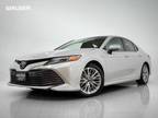 2018 Toyota Camry White, 74K miles