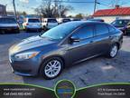 2016 Ford Focus SE Sedan 4D Sedan