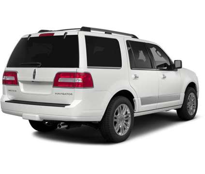 2014 Lincoln Navigator Base is a 2014 Lincoln Navigator Base Car for Sale in Triadelphia WV