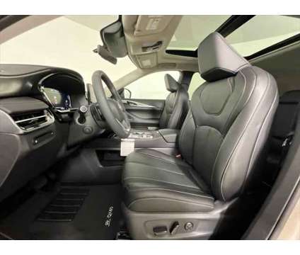 2025 Infiniti QX60 LUXE is a Silver 2025 Infiniti QX60 Luxe SUV in Miami FL