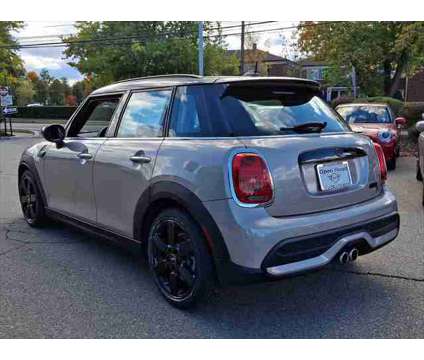 2022 MINI Hardtop Cooper S is a Grey 2022 Mini Hardtop Cooper Hatchback in Morristown NJ