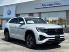 2024 Volkswagen Atlas Cross Sport SEL R-Line 4Motion