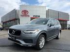 2017 Volvo XC90 T6 Momentum