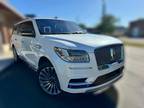 2019 Lincoln Navigator White, 66K miles