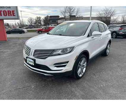 2018 Lincoln MKC Reserve is a Silver, White 2018 Lincoln MKC Reserve SUV in Dubuque IA