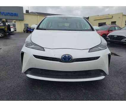 2021 Toyota Prius L Eco is a White 2021 Toyota Prius Hatchback in Hanover PA