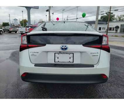 2021 Toyota Prius L Eco is a White 2021 Toyota Prius Hatchback in Hanover PA