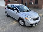 2010 Nissan Versa 1.8 S Hatchback HATCHBACK 5-DR