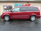 2013 Chrysler town & country Red, 160K miles