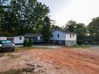 5460 Huron Dr Lake City, GA -