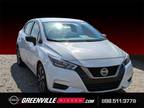 2022 Nissan Versa 1.6 SR