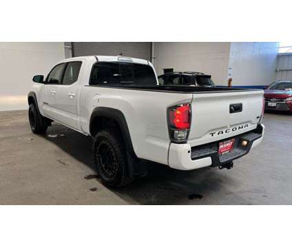 2020 Toyota Tacoma TRD Off-Road is a White 2020 Toyota Tacoma TRD Off Road Truck in Santa Rosa CA