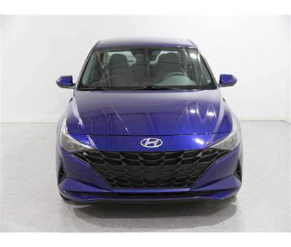 2022 Hyundai Elantra SEL is a Blue 2022 Hyundai Elantra Sedan in Mentor OH