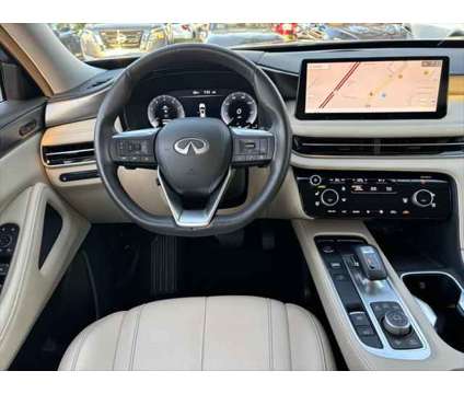 2024 Infiniti QX60 LUXE is a Silver 2024 Infiniti QX60 Luxe SUV in Thousand Oaks CA