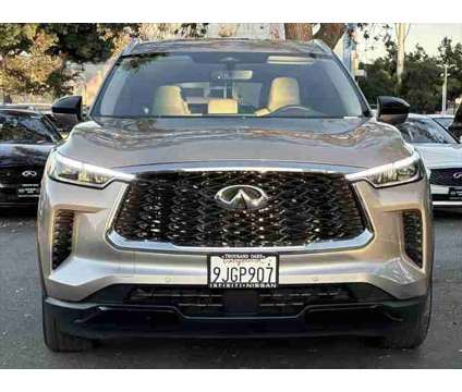 2024 Infiniti QX60 LUXE is a Silver 2024 Infiniti QX60 Luxe SUV in Thousand Oaks CA