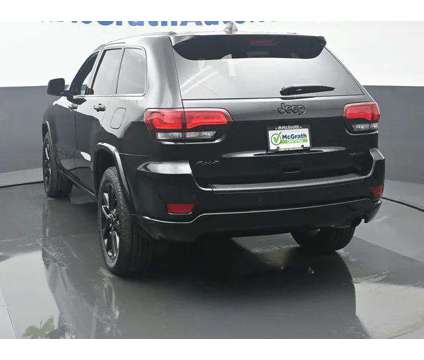 2021 Jeep Grand Cherokee Laredo X 4x4 is a Black 2021 Jeep grand cherokee Laredo SUV in Dubuque IA