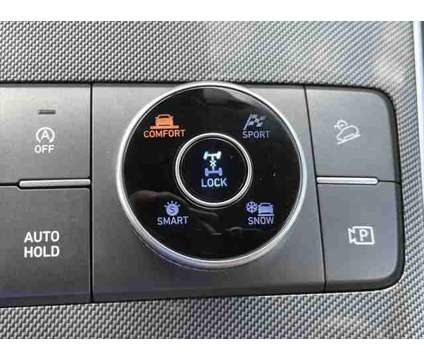 2022 Hyundai Santa Fe SE is a Silver 2022 Hyundai Santa Fe SE SUV in Huntington NY