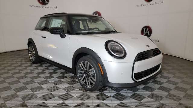 2025 MINI Cooper S Signature Plus