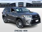 2017 Toyota Highlander SE