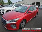 2022 Hyundai Ioniq Hybrid SE